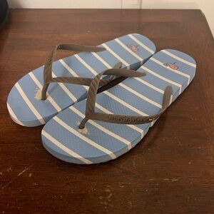 Vineyard Vines Blue Striped Flip Flops size 7